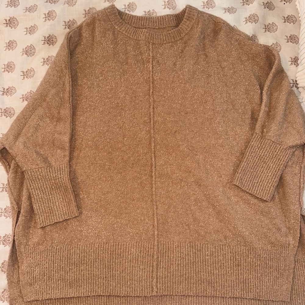 LOFT Women's Tan Crew Neck Sweater